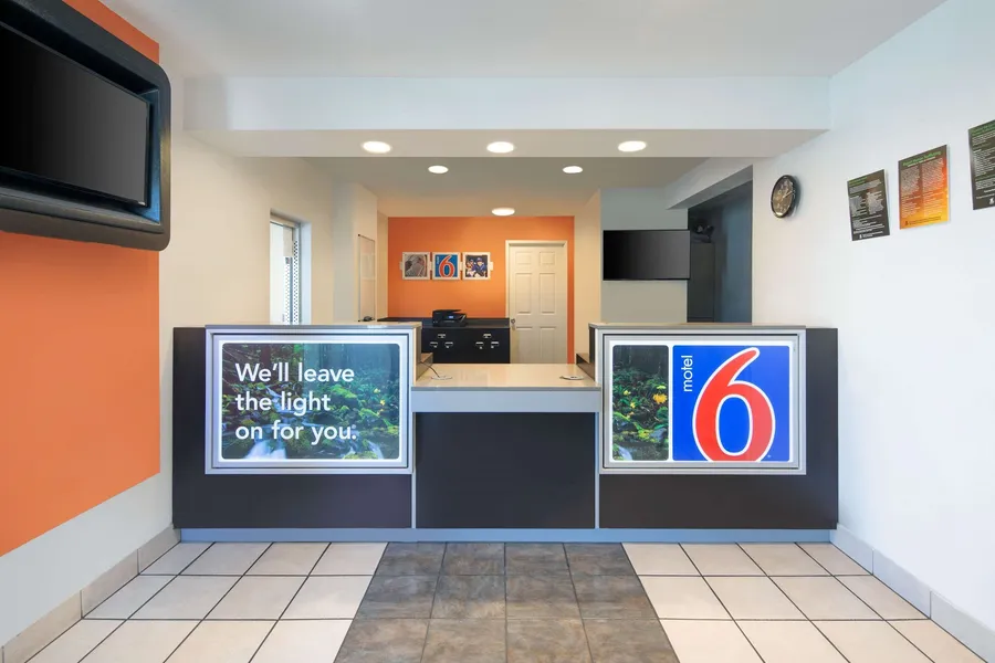 Motel 6 Woodland, CA – Sacramento Airport hotel detail image 2