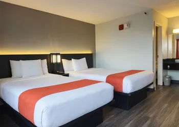 Motel 6 Roseville, MN - Minneapolis North hotel thumbnail 6