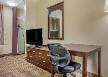 Extended Stay America Suites Orlando Theme Parks Major Blvd hotel thumbnail 6