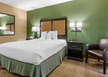 Extended Stay America Suites Orlando Theme Parks Major Blvd hotel thumbnail 8