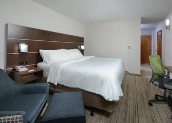 Holiday Inn Express Danville by IHG hotel thumbnail 3