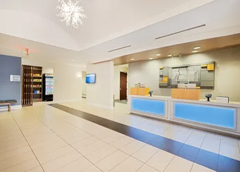 Holiday Inn Express Hotel & Suites Ft. Lauderdale-Plantation by IHG hotel thumbnail 2