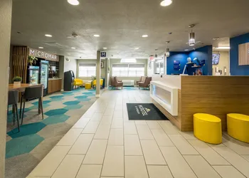 Microtel Inn & Suites by Wyndham Cheyenne hotel thumbnail 6