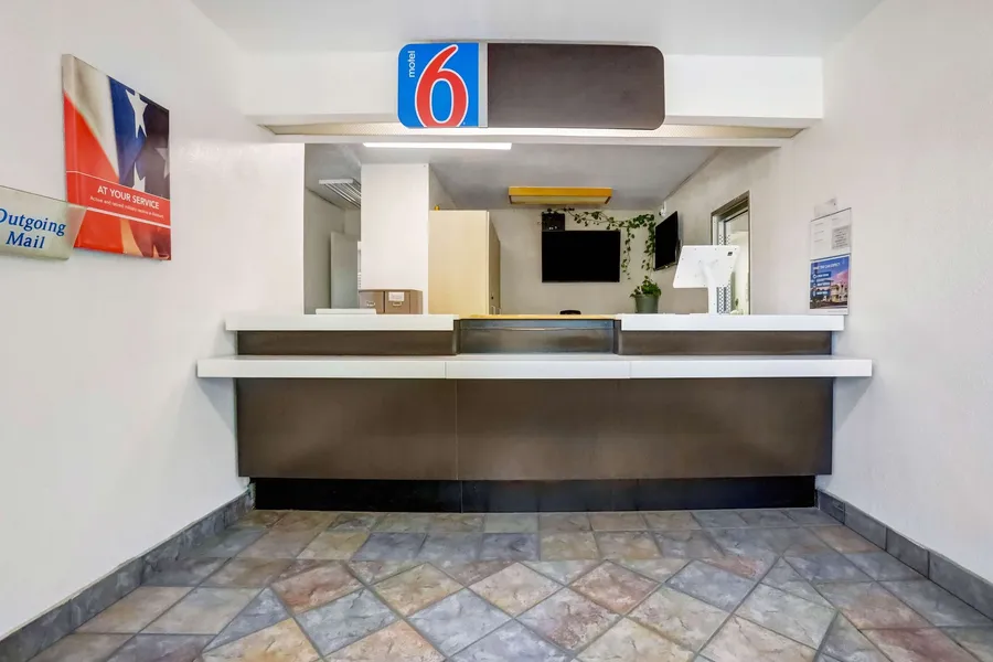 Motel 6-Red Bluff CA hotel detail image 2
