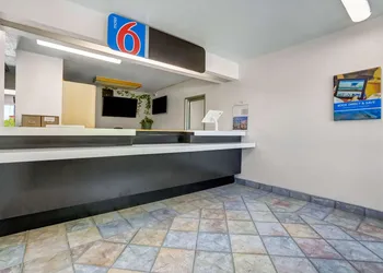 Motel 6 Red Bluff, CA hotel thumbnail 3