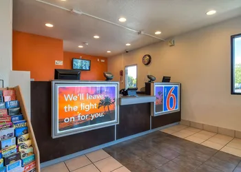 Motel 6 Stanton, CA - Anaheim West hotel thumbnail 2