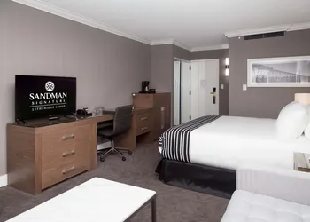 Sandman Signature Lethbridge Lodge hotel thumbnail 8