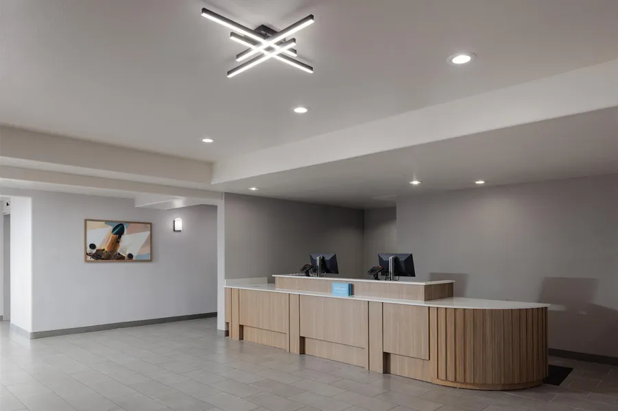 Hampton Inn & Suites Palmdale hotel detail image 2