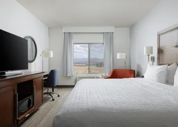 Hampton Inn & Suites Palmdale hotel thumbnail 5