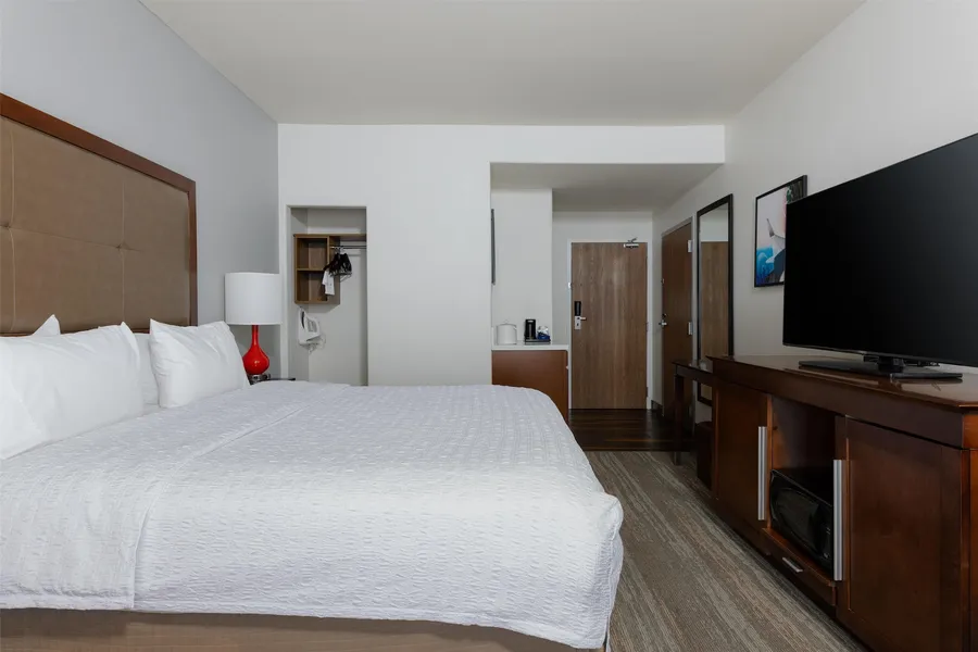 Hampton Inn & Suites Palmdale hotel detail image 6