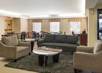 Quality Inn Richmond Airport hotel thumbnail 4