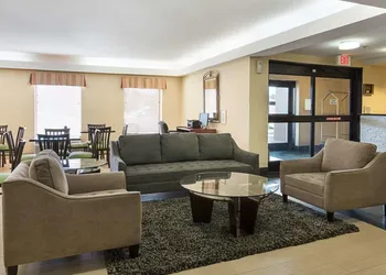 Quality Inn Richmond Airport hotel thumbnail 5