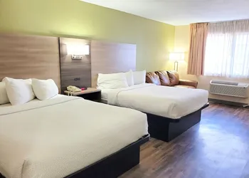 Baymont by Wyndham Santa Fe hotel thumbnail 7