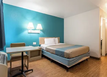 Motel 6 El Centro, CA hotel thumbnail 7