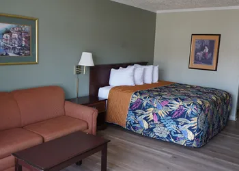Astoria West hotel thumbnail 3