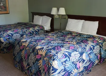 Astoria West hotel thumbnail 4
