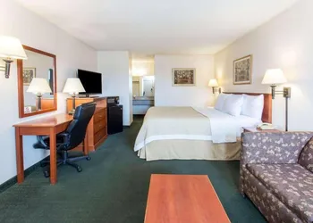 Travel Inn hotel thumbnail 3