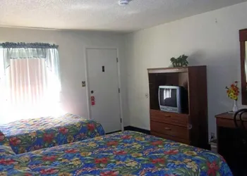 Color Country Motel hotel thumbnail 6