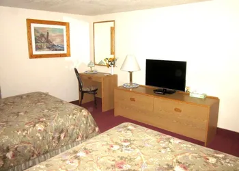 Color Country Motel hotel thumbnail 8