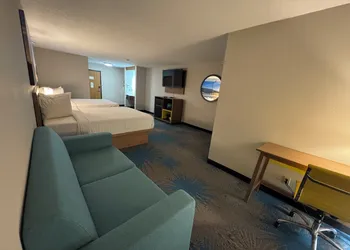 Days Inn by Wyndham Sturgis hotel thumbnail 7