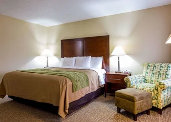 Comfort Inn Columbia West hotel thumbnail 8
