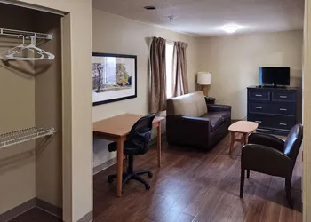 Suburban Studios Columbus East hotel thumbnail 3