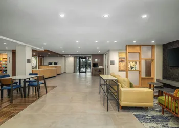 Fairfield by Marriott Inn & Suites Clinton hotel thumbnail 4