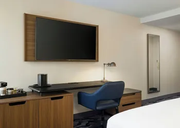 Fairfield by Marriott Inn & Suites Clinton hotel thumbnail 5