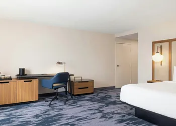 Fairfield by Marriott Inn & Suites Clinton hotel thumbnail 8