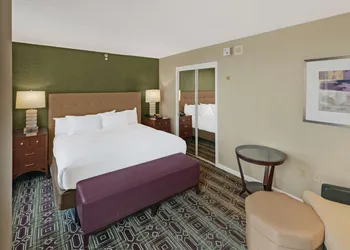 Hilton Harrisburg hotel thumbnail 7