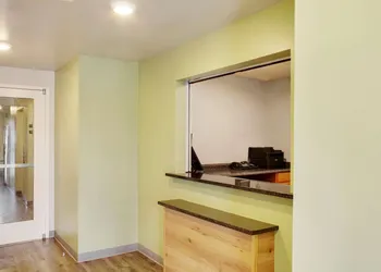 WoodSpring Suites Conroe hotel thumbnail 2