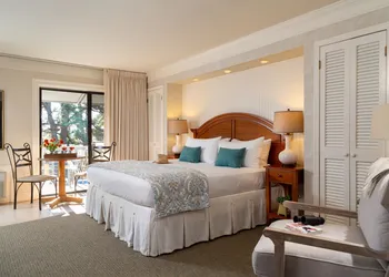 Refuge Inn hotel thumbnail 4