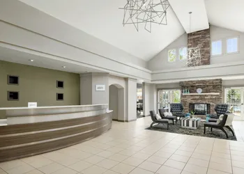 Residence Inn by Marriott Des Moines West at Jordan Creek Town Center hotel thumbnail 2