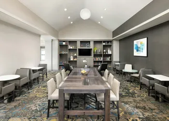 Residence Inn by Marriott Des Moines West at Jordan Creek Town Center hotel thumbnail 4