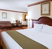Holiday Inn Express Hillsville by IHG hotel detail image 3