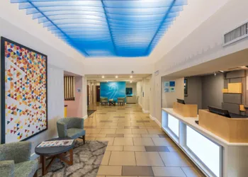 Holiday Inn Express & Suites Nashville - Brentwood I-65 by IHG hotel thumbnail 2