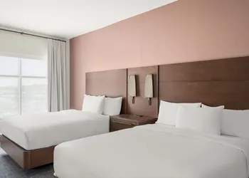 Residence Inn by Marriott Milwaukee Brookfield at Poplar Creek hotel thumbnail 3