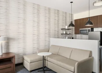 Residence Inn by Marriott Milwaukee Brookfield at Poplar Creek hotel thumbnail 4