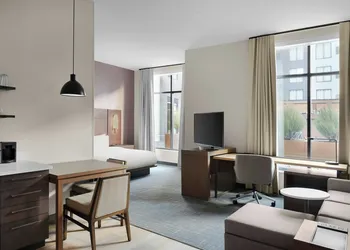 Residence Inn by Marriott Milwaukee Brookfield at Poplar Creek hotel thumbnail 6
