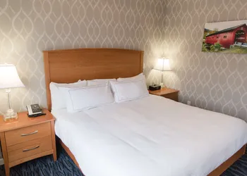 Capitol Plaza Hotel Montpelier Tapestry Collection by Hilton hotel thumbnail 8