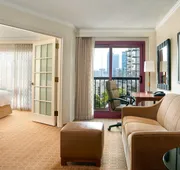 Atlanta Marriott Suites Midtown hotel detail image 4