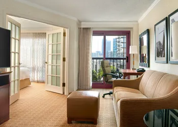 Atlanta Marriott Suites Midtown hotel thumbnail 4
