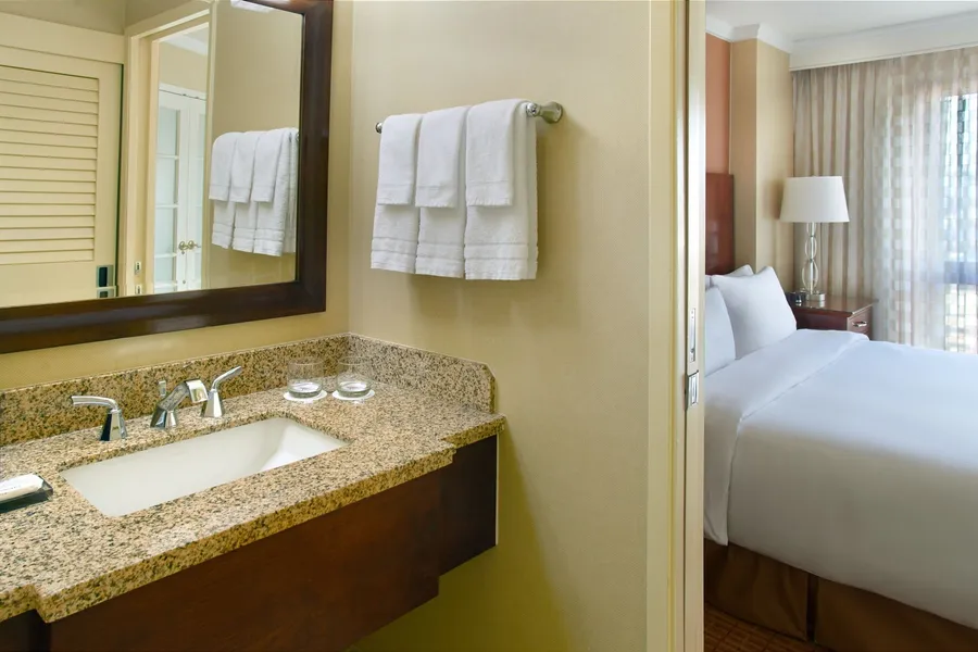 Atlanta Marriott Suites Midtown hotel detail image 6