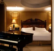 Windsor Arms Hotel hotel detail image 3