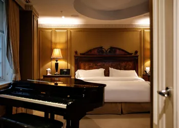Windsor Arms Hotel hotel thumbnail 3