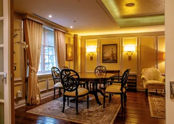 Windsor Arms Hotel hotel thumbnail 6