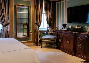 Windsor Arms Hotel hotel thumbnail 7
