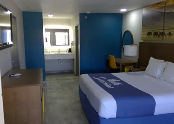 Days Inn by Wyndham Ruidoso Downs hotel thumbnail 4