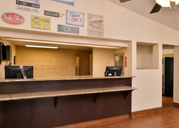 Americas Best Value Inn & Suites Jackson, MI hotel thumbnail 4