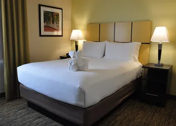 Candlewood Suites Herndon by IHG hotel thumbnail 6